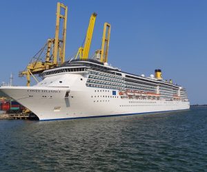 Hướng dẫn thủ tục tàu chuyển cảng