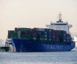 Mở lối cho hoạt động vận tải biển