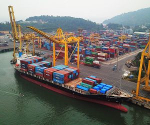 Thương chiến và cơ hội cho ngành cảng biển