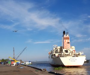 Tàu mang cấp VR-SB: Câu chuyện đáng lo của ngành hàng hải