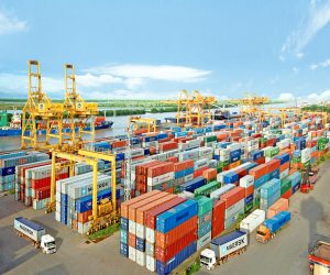 Gỡ vướng cho doanh nghiệp xuất nhập khẩu và logistics vận chuyển hàng hóa đến và rời Hải Phòng