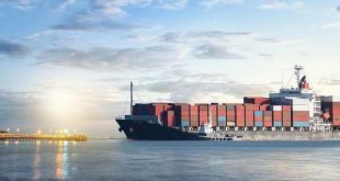 Doanh nghiệp cảng biển ‘bật’ đề xuất giảm 30% giá bốc xếp container của Cục hàng hải