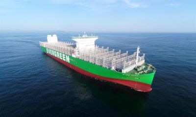 Choáng ngợp với quy mô tàu container lớn nhất thế giới của Trung Quốc