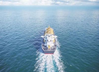 Tàu vận chuyển LNG 'cháy hàng' giữa khủng hoảng năng lượng